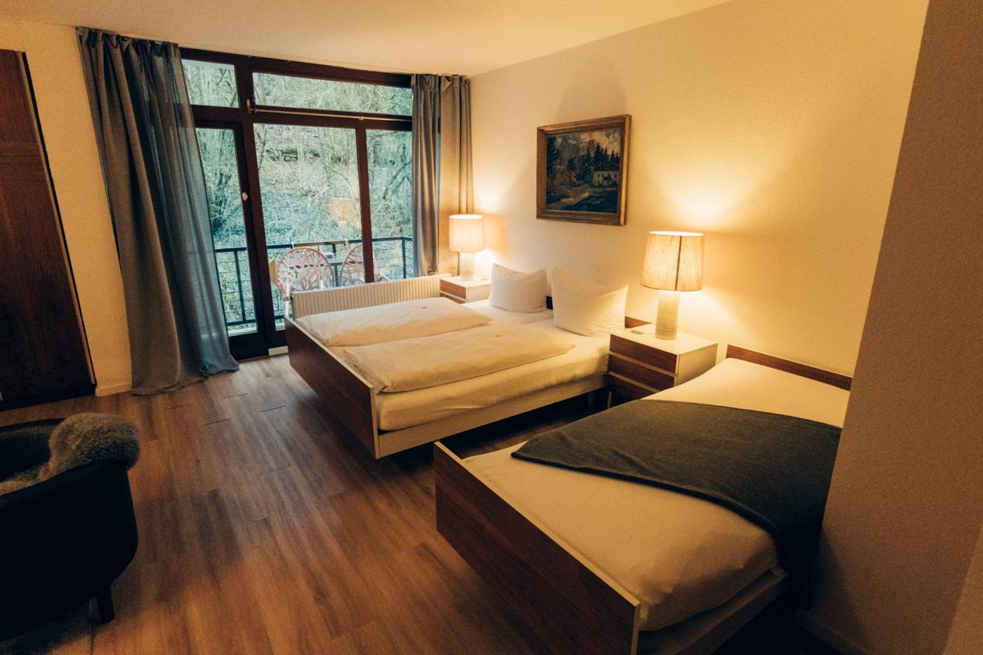 Egloffstein Gasthof Hotel Zur Post מראה חיצוני תמונה