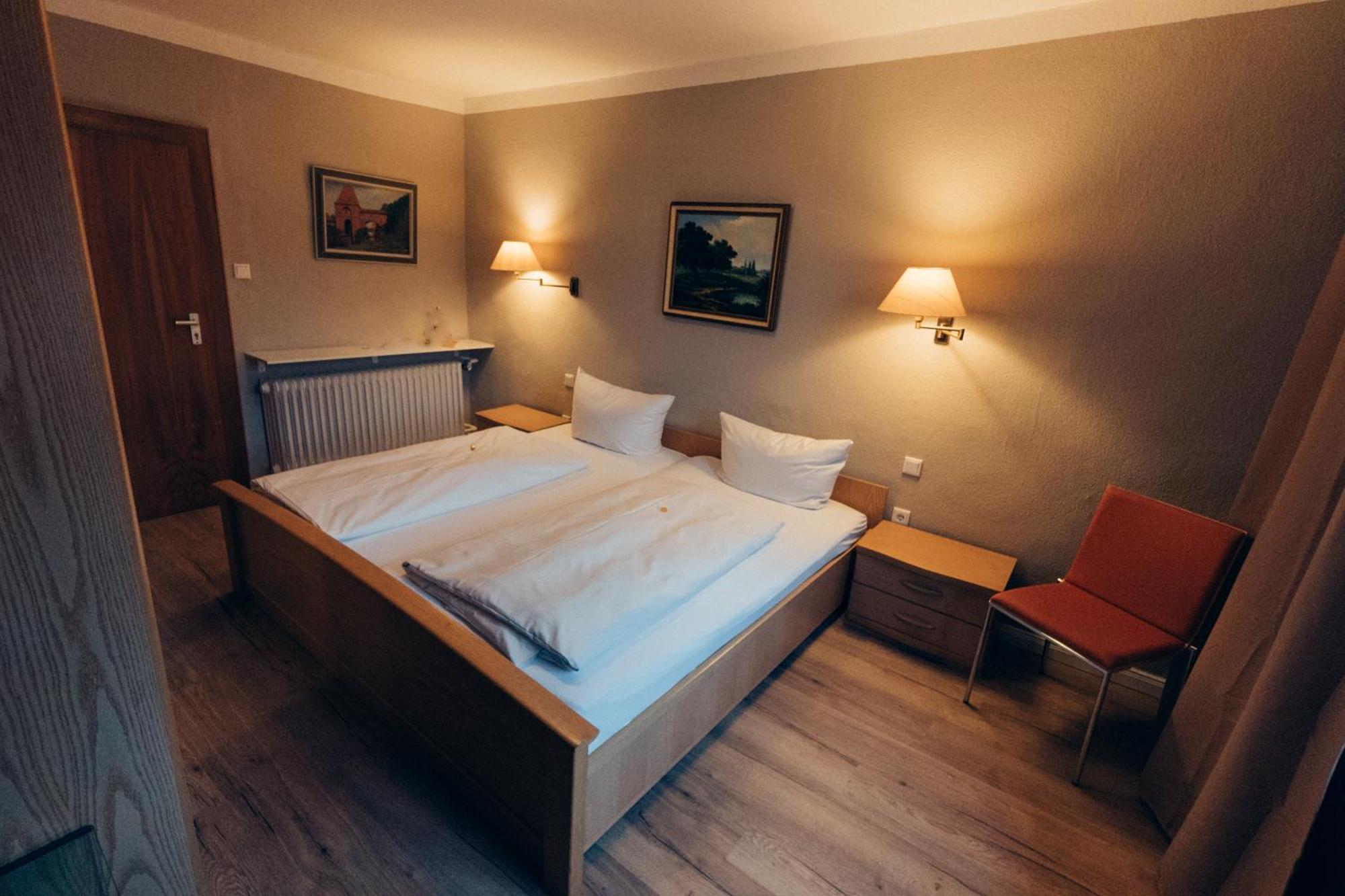 Egloffstein Gasthof Hotel Zur Post מראה חיצוני תמונה