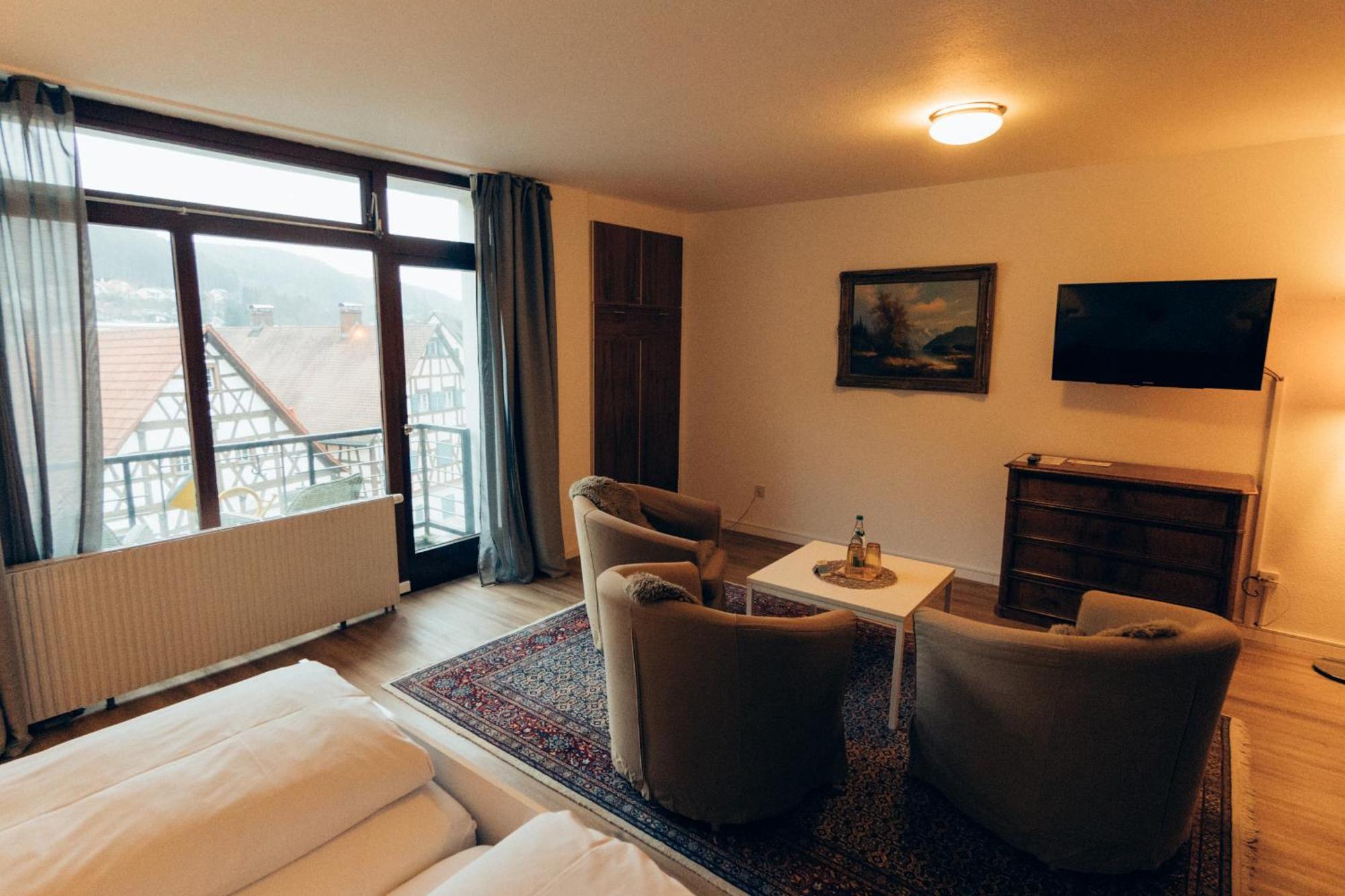 Egloffstein Gasthof Hotel Zur Post מראה חיצוני תמונה